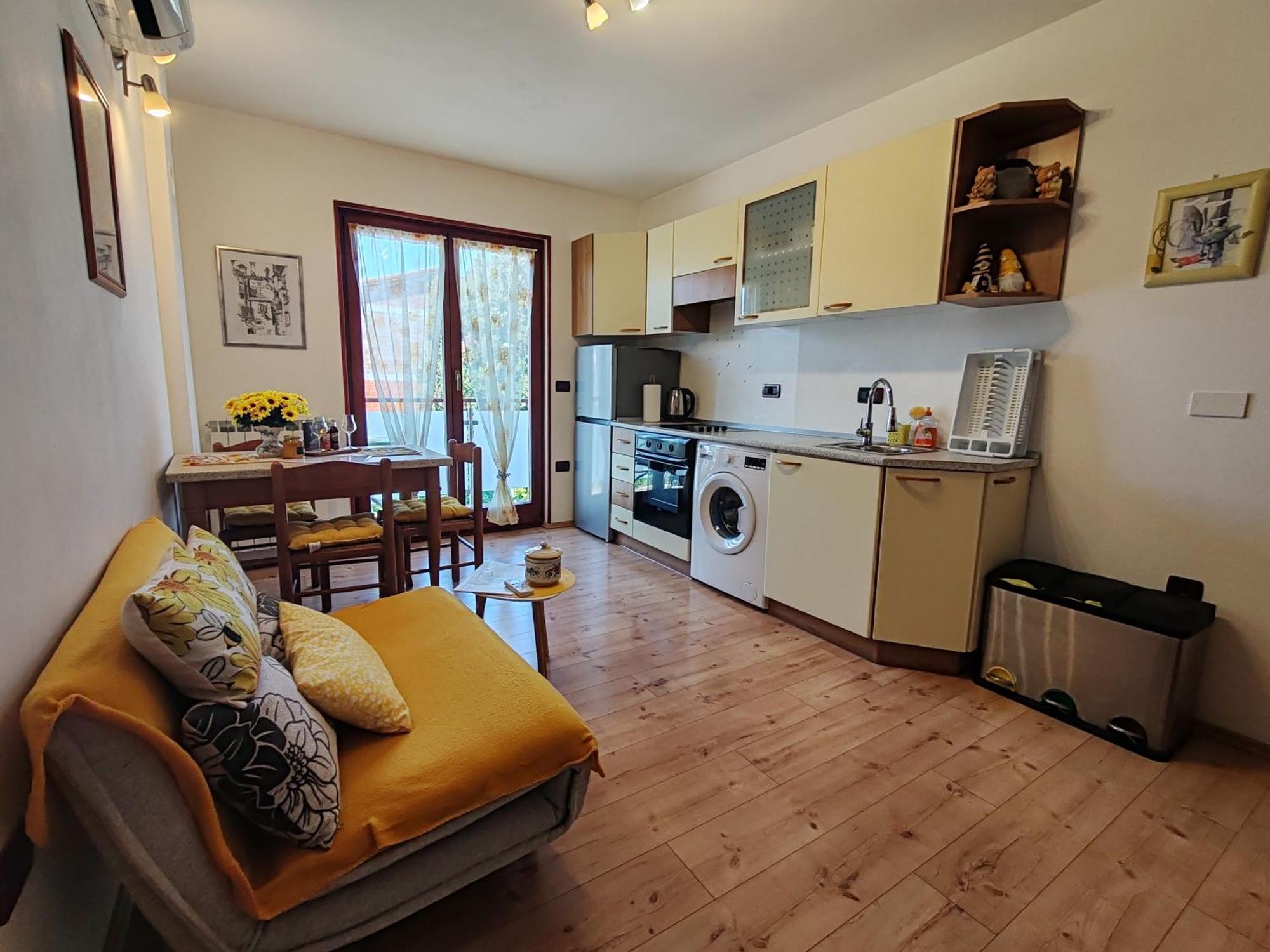 Cozy And Quiet Kercan With Free Bike Use Apartman Rovinj